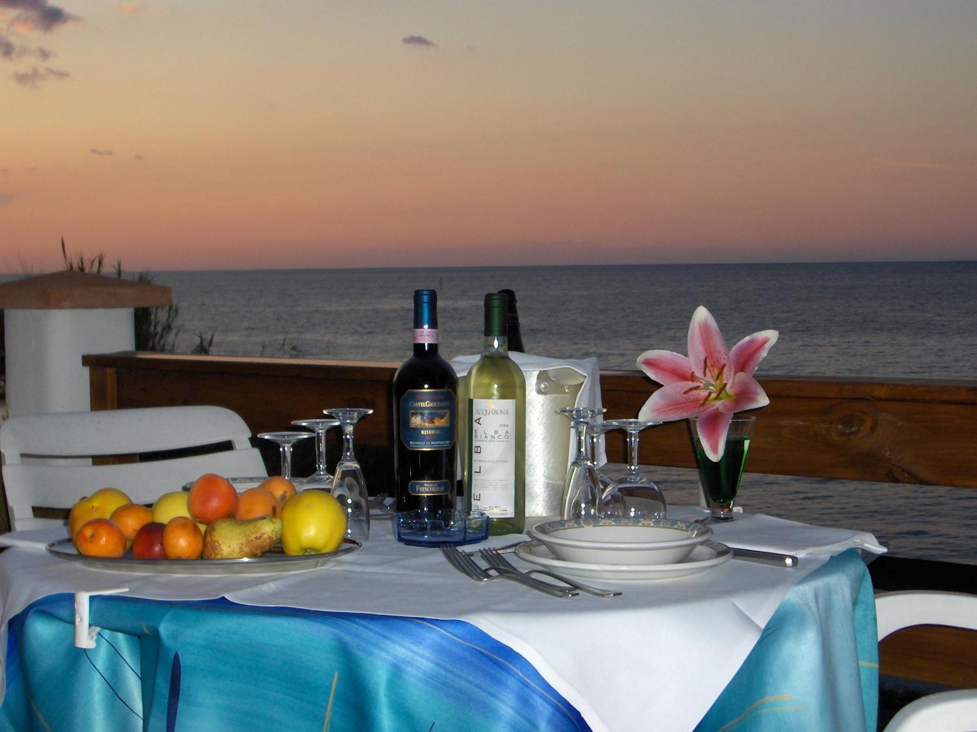 Hotel Villa Ombrosa Портоферрайо Екстер'єр фото