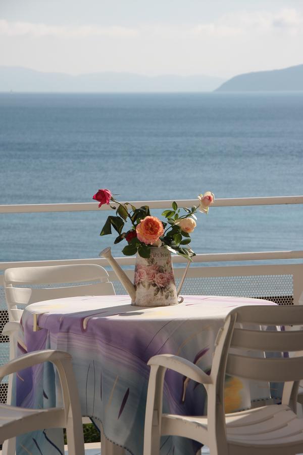 Hotel Villa Ombrosa Портоферрайо Номер фото